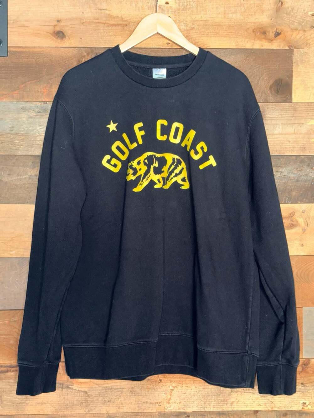 Devereux Golf Coast Bear Graphic Sweatshirt Black XL 0362